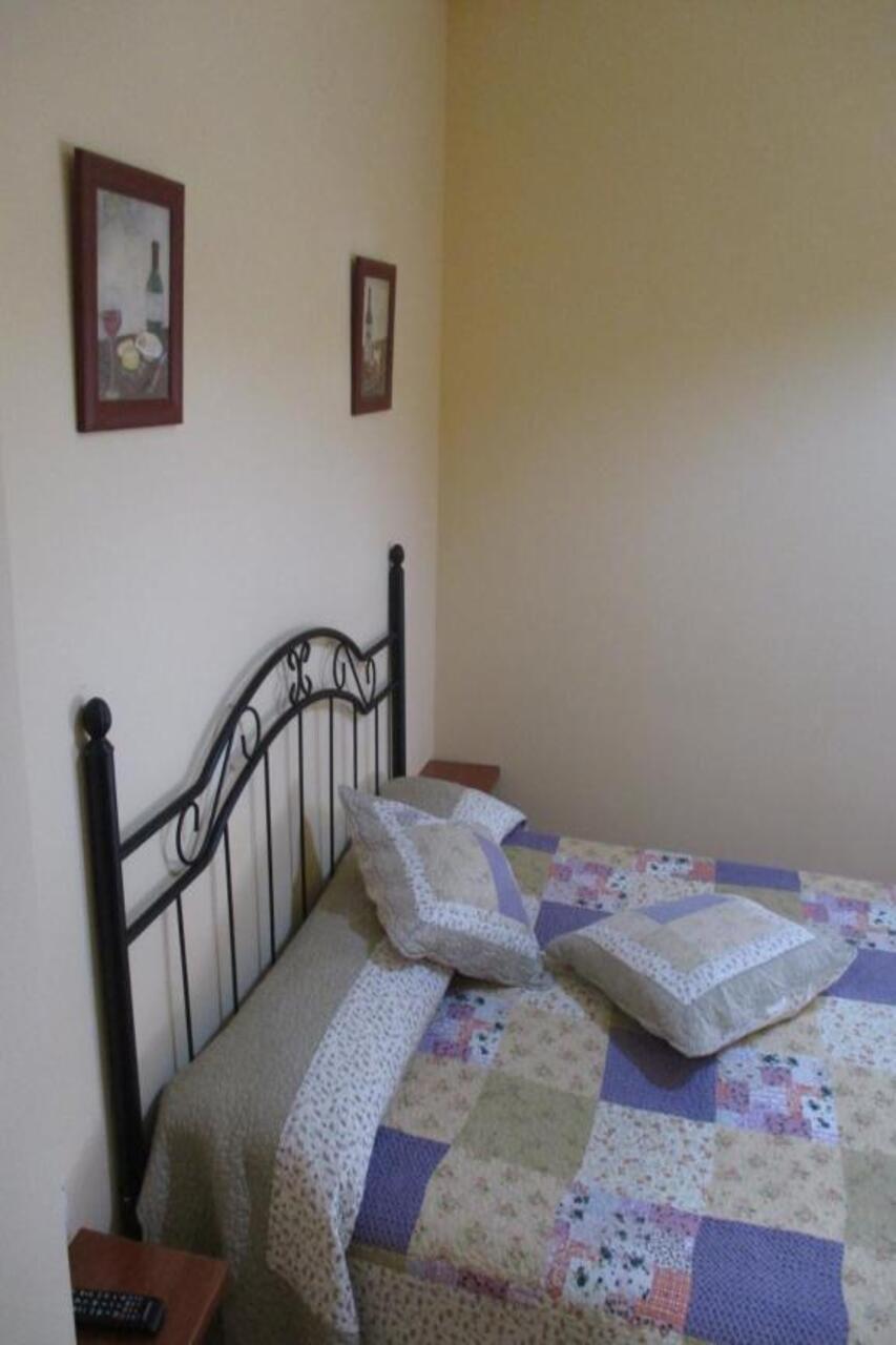 Hostal Becares Palencia Exterior photo