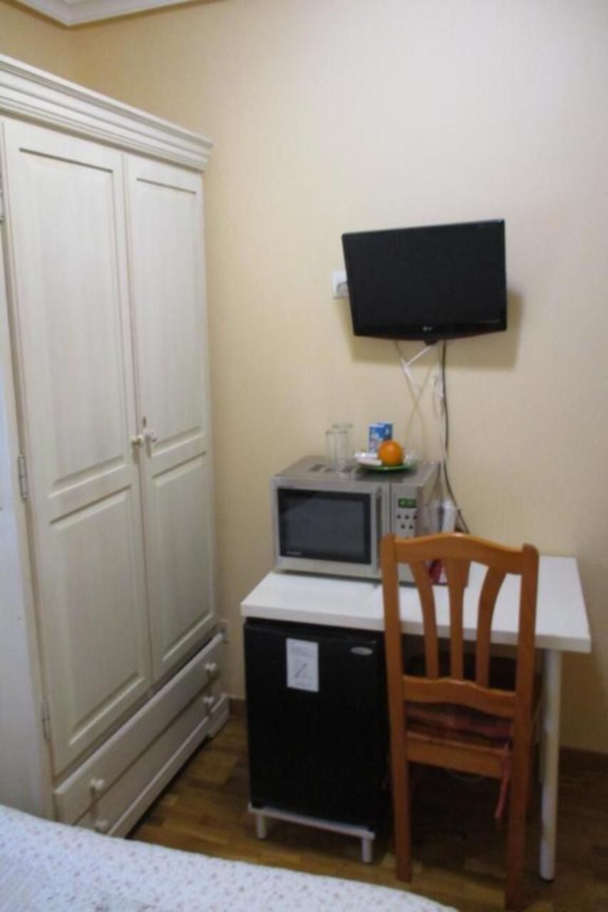 Hostal Becares Palencia Exterior photo