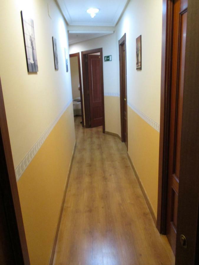 Hostal Becares Palencia Exterior photo