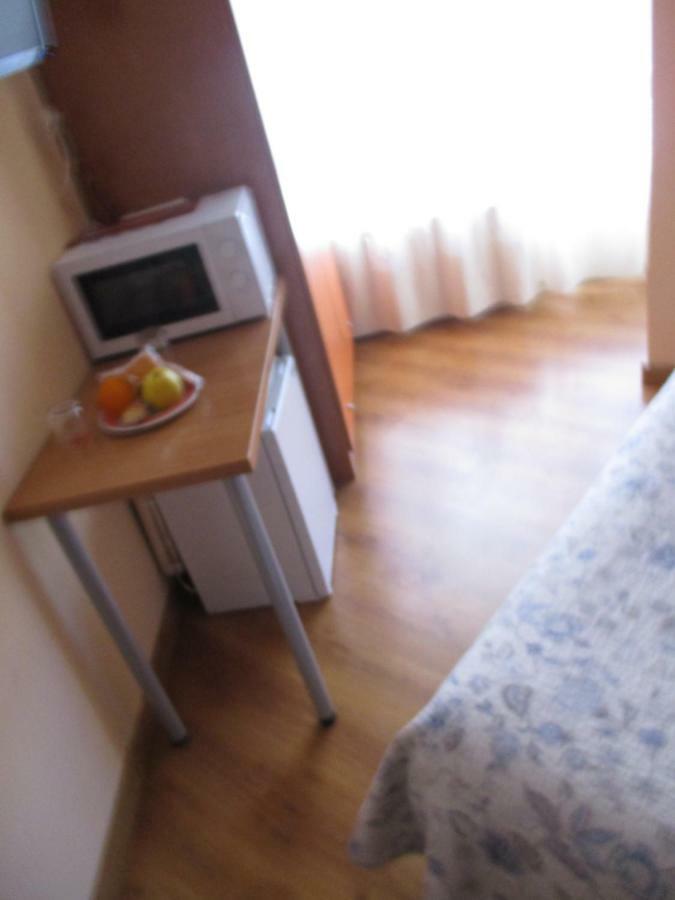 Hostal Becares Palencia Exterior photo